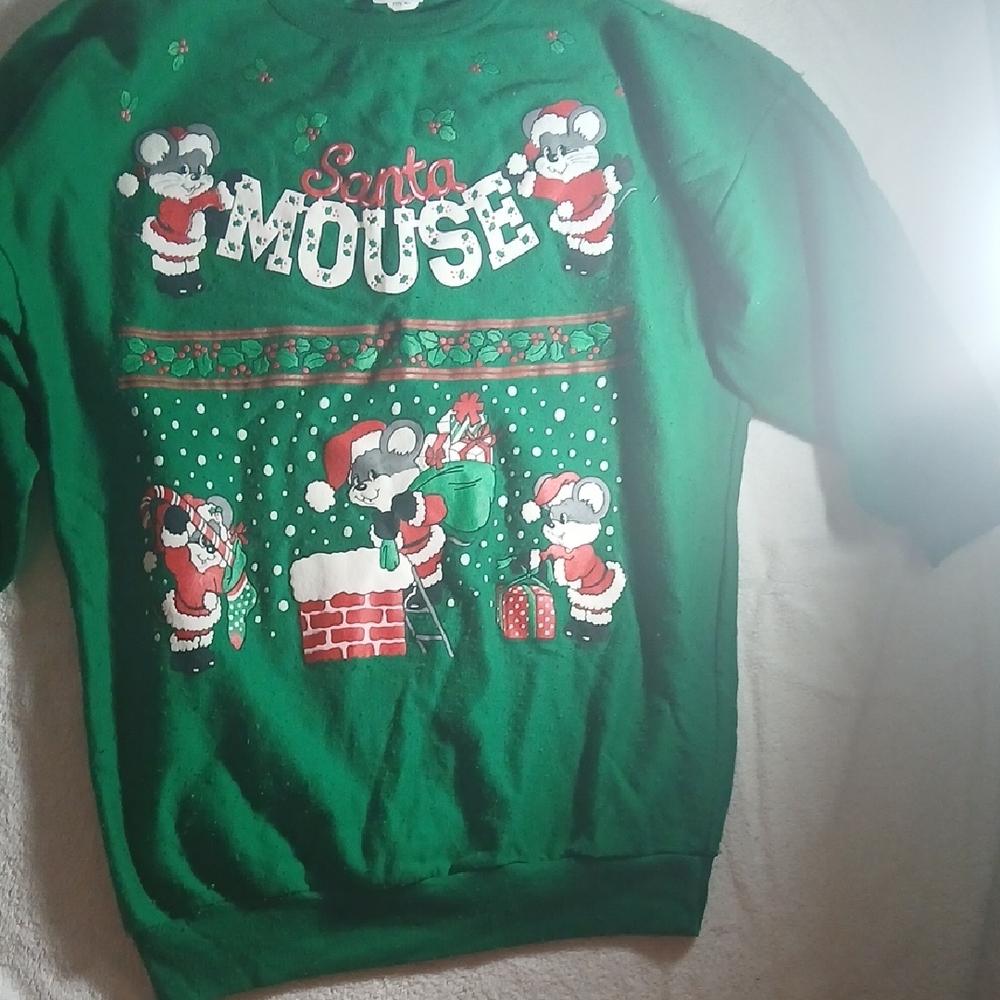 Apple Green Knit Sweater Christmas Sweater Looks like a XL size